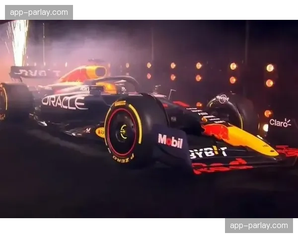 迈阿密F1围场:红牛车队RB22赛车升级套件首次亮相练习赛 迈阿密F1围场:红牛车队RB22赛车升级套件首次亮相练习赛