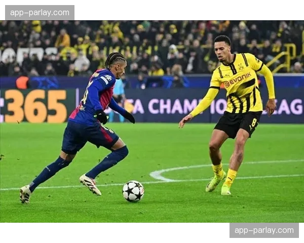 半场：斯图加特1-1法兰克福，吉拉西点射破门迅速扳平